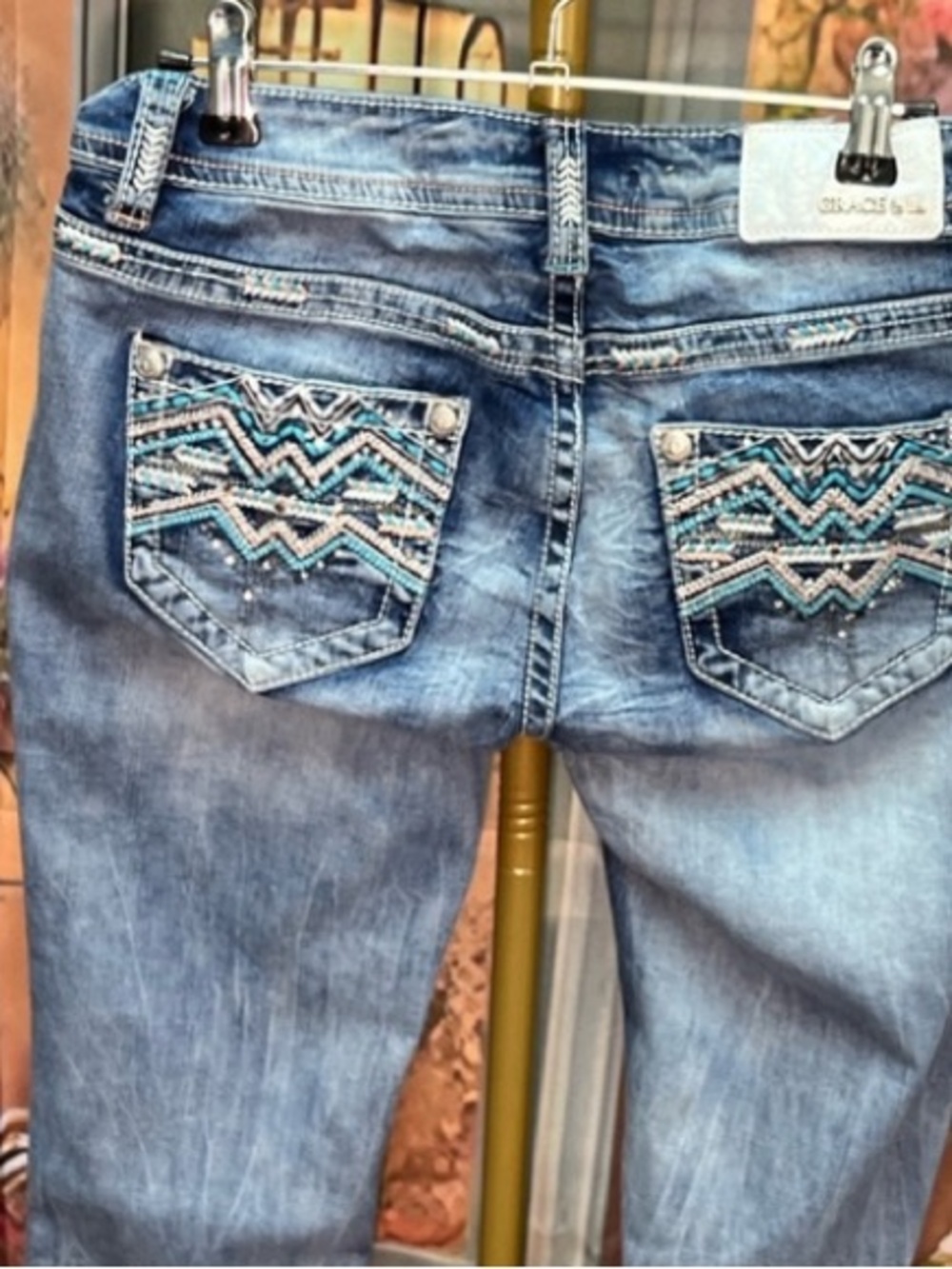 Grace in LA Women's Light Blue Capri jean